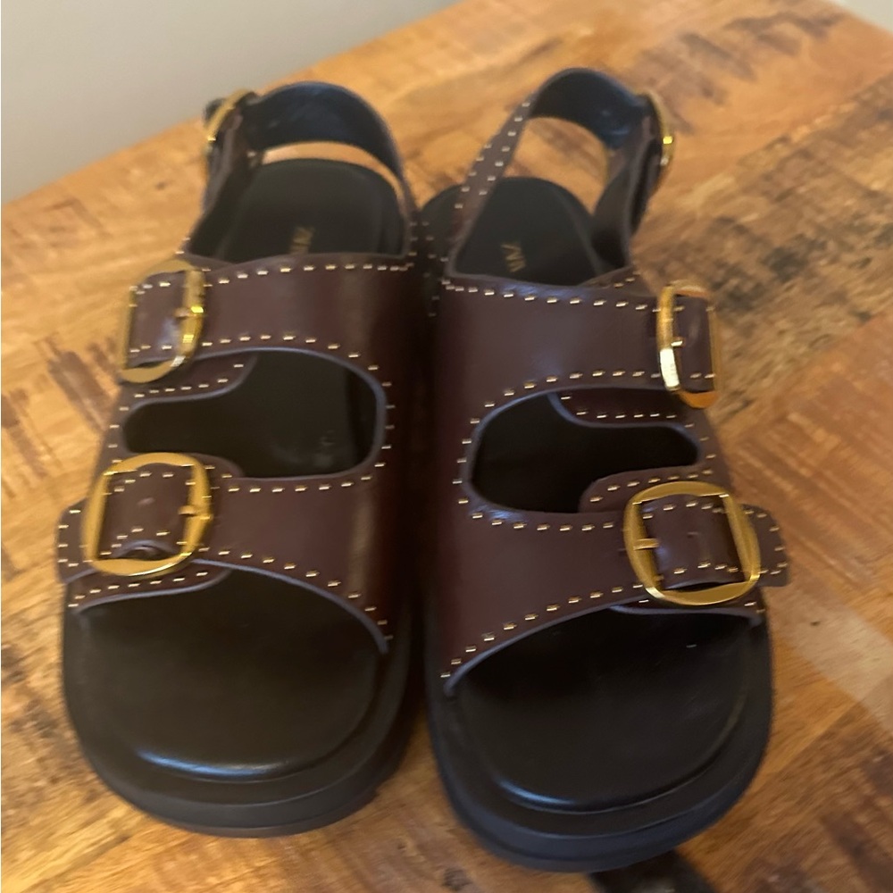 Zara dad sandals.. great condition